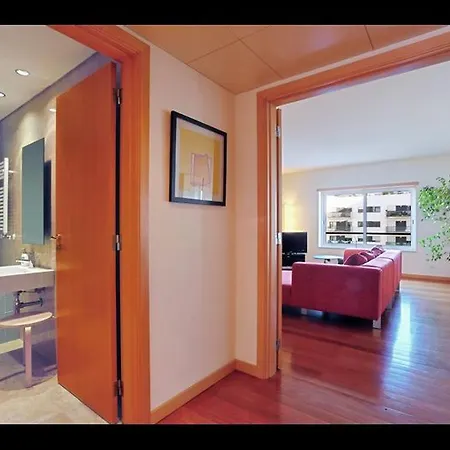 Comfortable & Contemporary - Expo-3